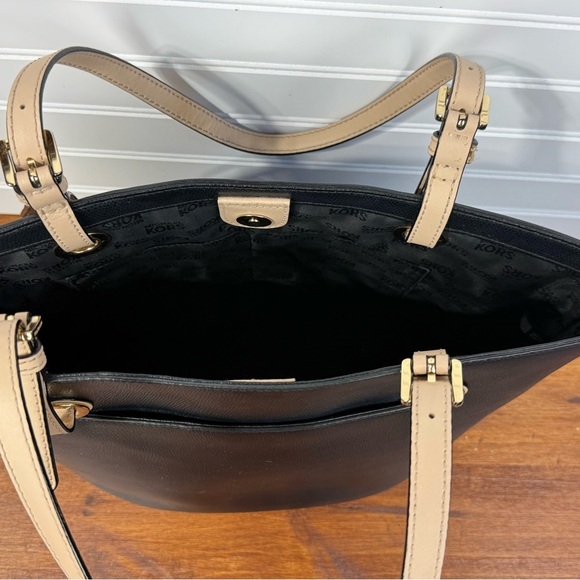 Michael Kors black & tan jetset shoulder tote bag purse. - Picture 8 of 15